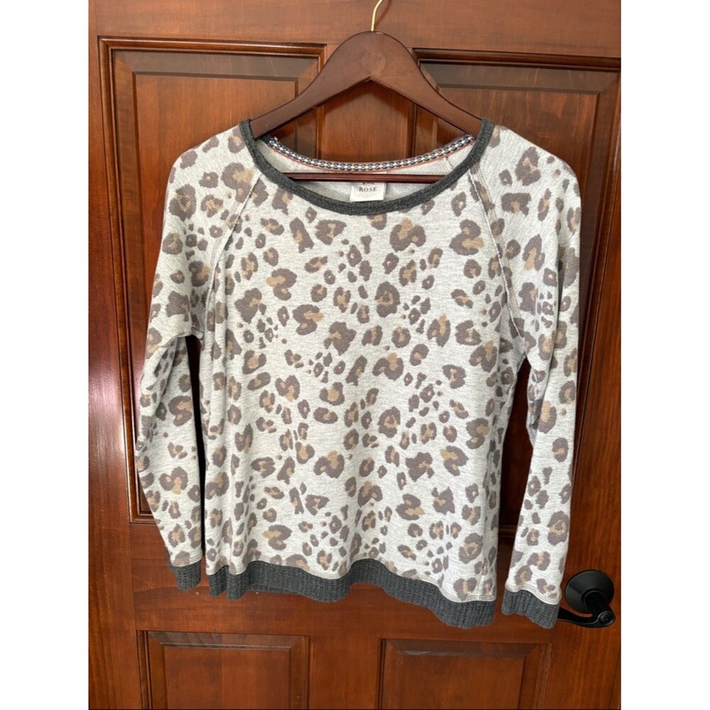 Knox Rose Gray & Tan Leopard Print Top with Accent Trim- Womens Small